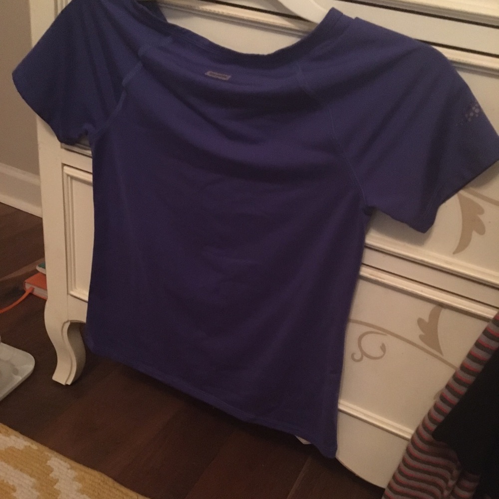 Short sleeve shirt